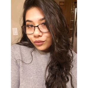 Meet your Posher, Giselle